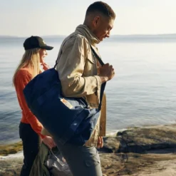 Fjallraven Reisetasche Fjällräven Vardag Duffel 30 Deep Forest -Günstiges Outdoorsupply Geschäft 5 SS20KO DSC7597